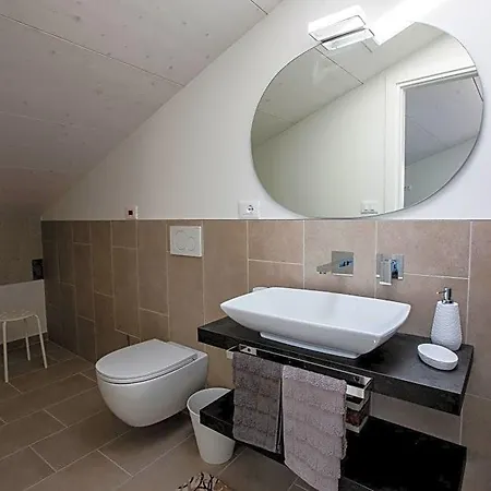 - Uva Bed & Breakfast 3*