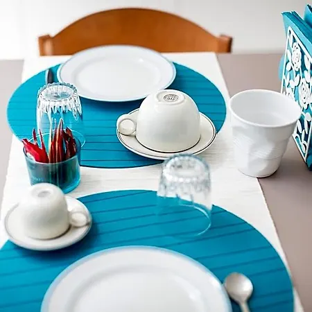 - Uva Bed & Breakfast 3*